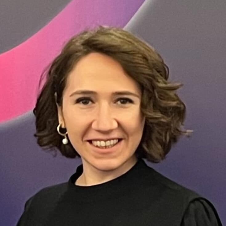 Azra Erol