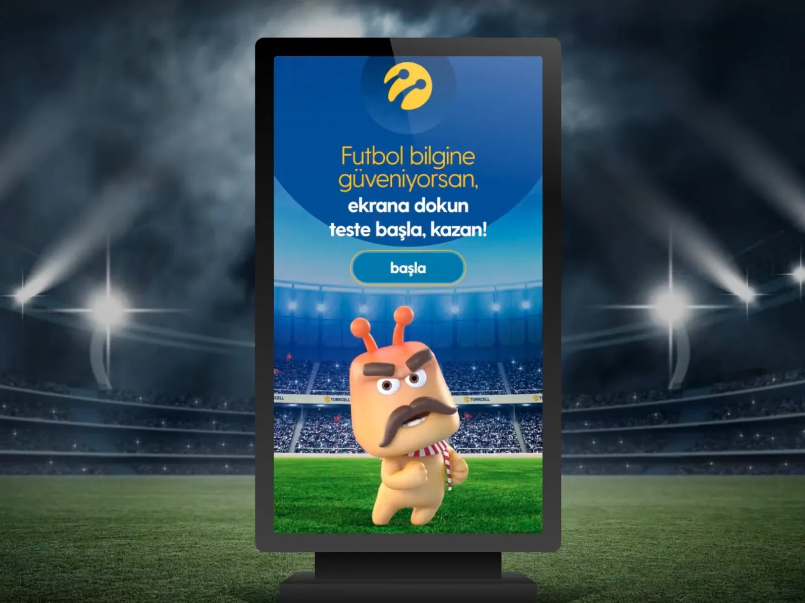 A Turkcell store screen inviting shoppers to touch it and start the football quiz