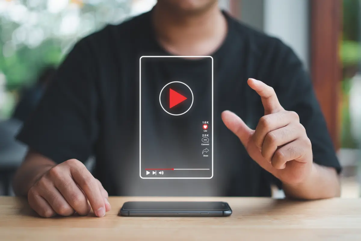 The Automated Video Marketing for Finance & Fintech:Benefits, Strategies, and Key Considerations